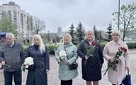 возложении цветов к Мемориалу «Память» 2